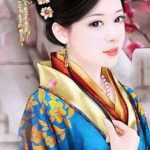 Hoàng Hậu Tấu Biển Hoàng Thượng
